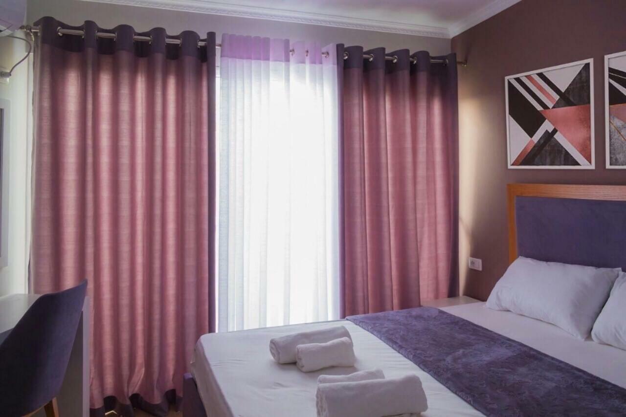 Modern Furnished Apartment With View Tirana Exterior foto